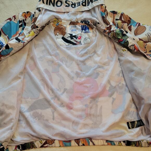 MEMBERS ONLY Jacket Space Jam Looney Tune Squad Hooded Windbreaker Size 4X - Picture 8 of 11